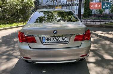 Седан BMW 7 Series 2011 в 