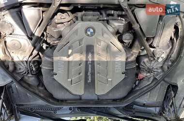 Седан BMW 7 Series 2011 в 