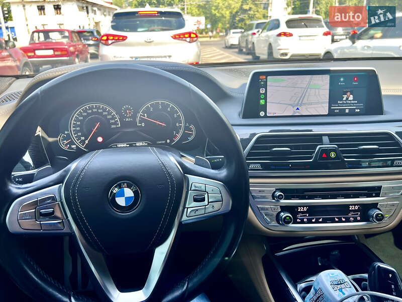 Седан BMW 7 Series 2015 в Одесі