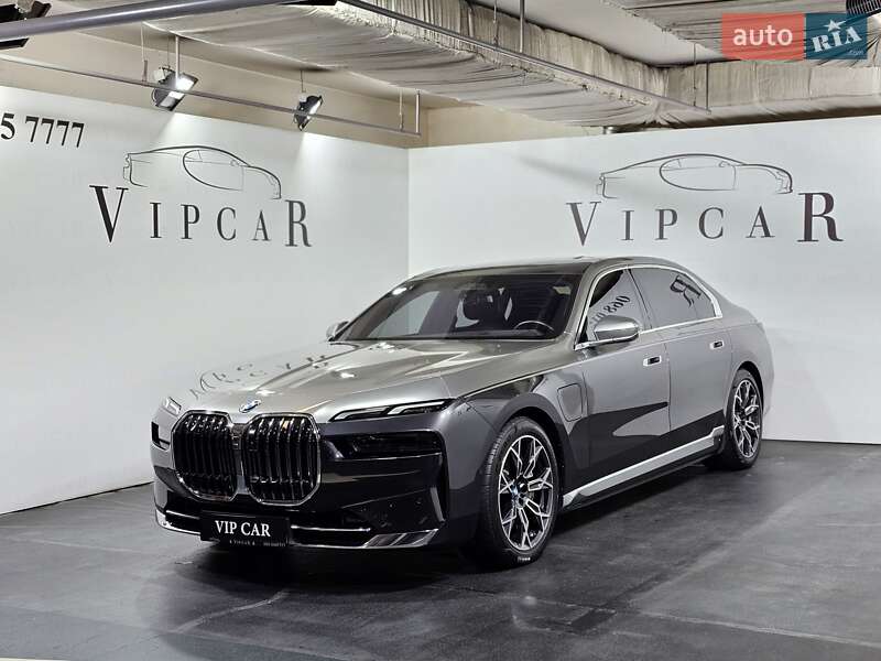 Седан BMW 7 Series 2023 в Киеве