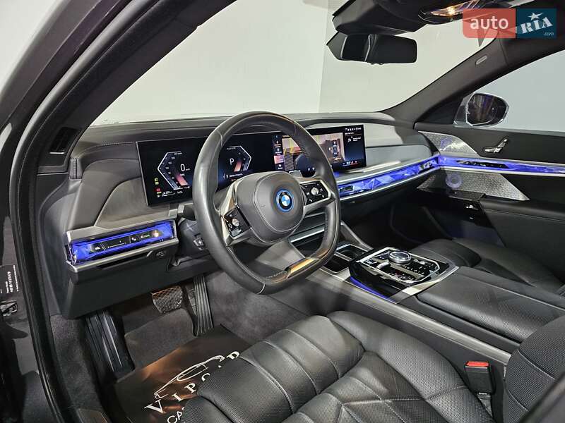 Седан BMW 7 Series 2023 в Киеве
