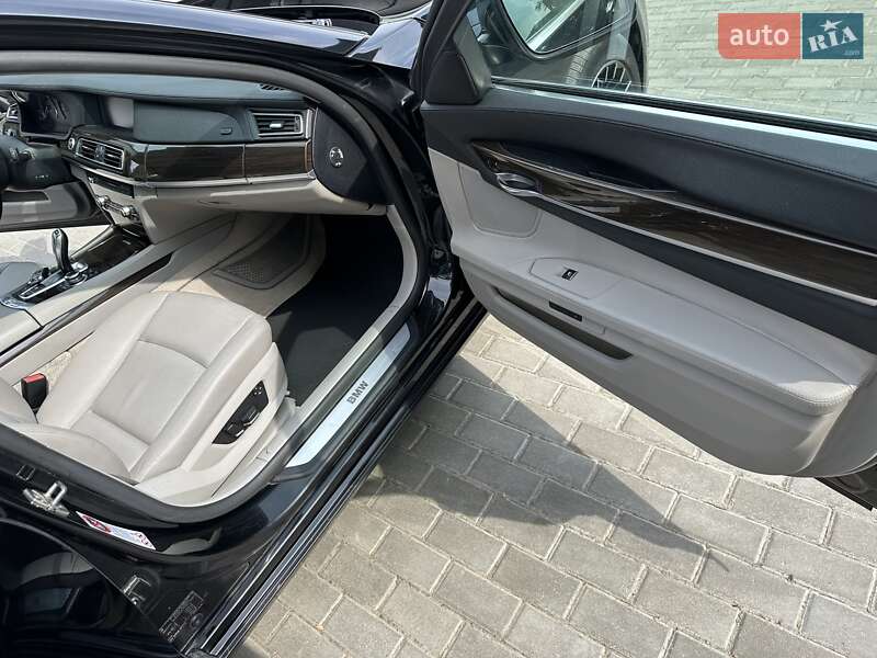 Седан BMW 7 Series 2009 в Ровно фото 21 Седан BMW 7 Series 2009 в Ровно