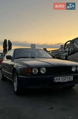 Седан BMW 7 Series 1990 в Києві