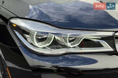 Седан BMW 7 Series 2015 в 