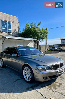 Седан BMW 7 Series 2007 в Вараше