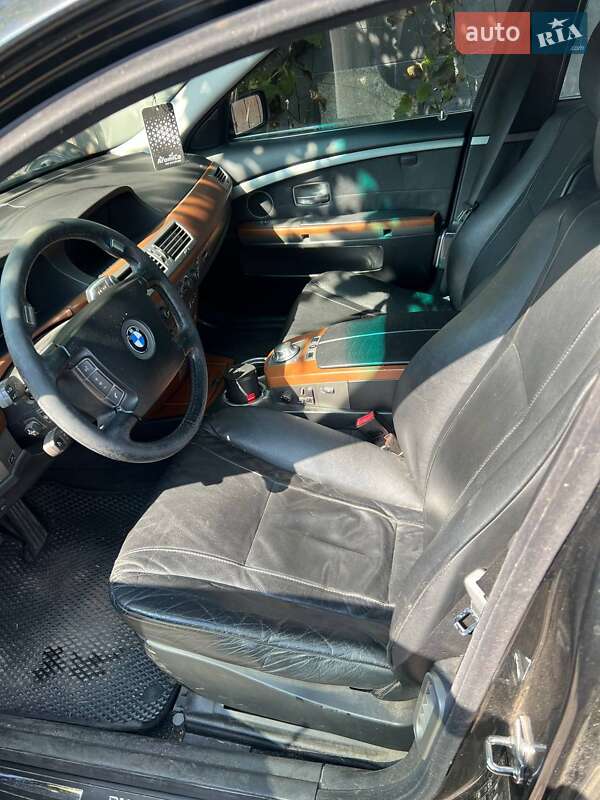 Седан BMW 7 Series 2003 в Змиеве