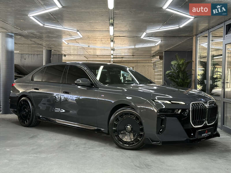 Седан BMW 7 Series 2023 в Одессе