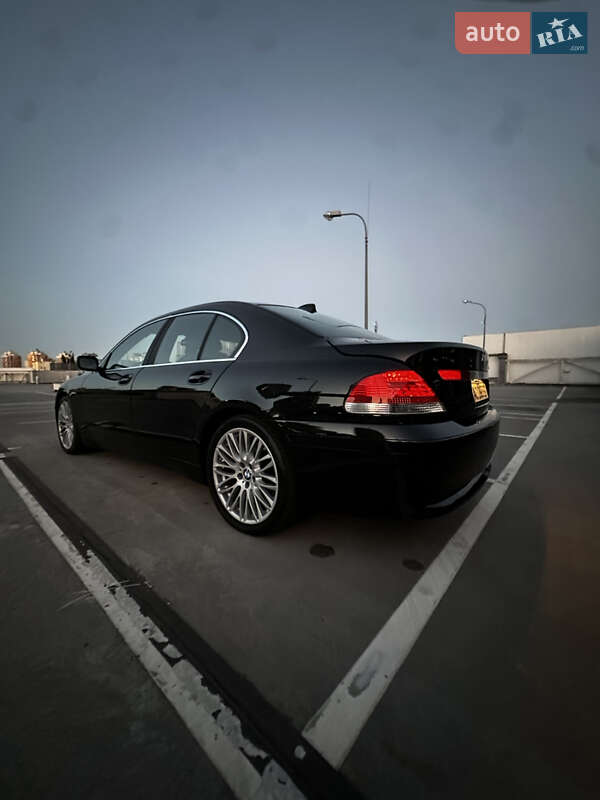 Седан BMW 7 Series 2003 в Киеве