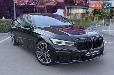 Седан BMW 7 Series 2022 в 
