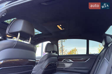 Седан BMW 7 Series 2022 в 