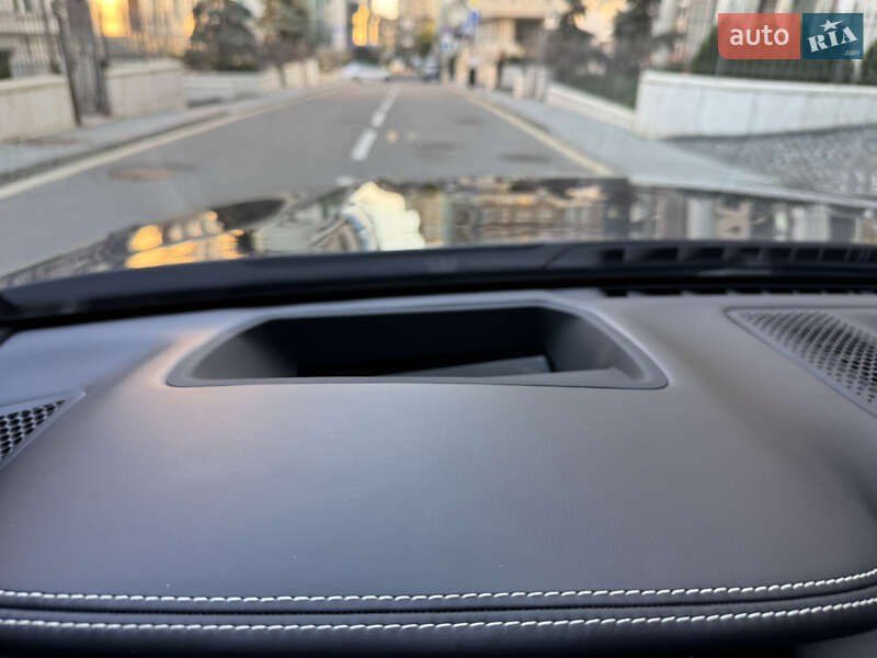 Седан BMW 7 Series 2019 в Киеве