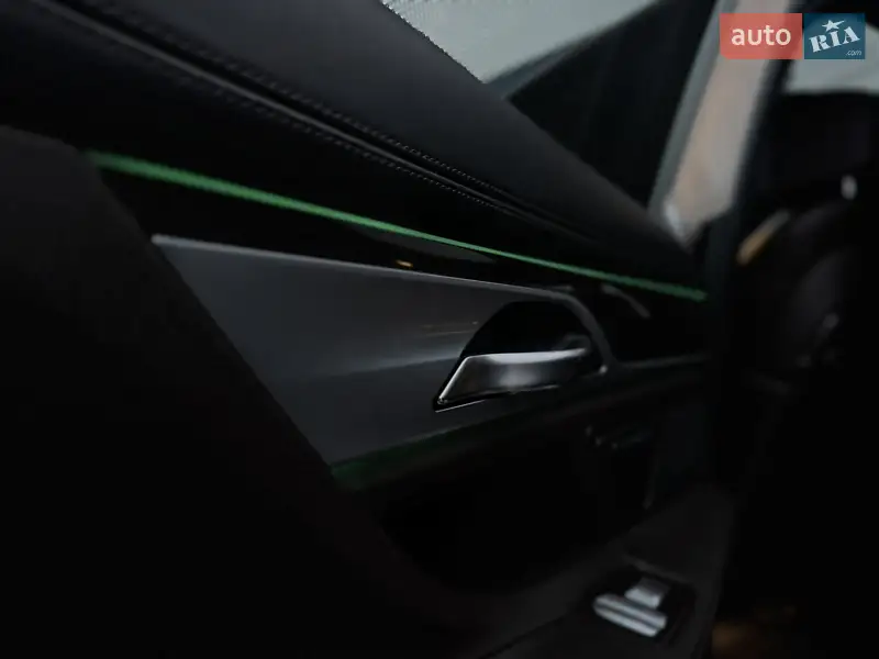 BMW 7 Series 2016 VIN WBA7F2101HG781294 фото оголошення 108 з 152