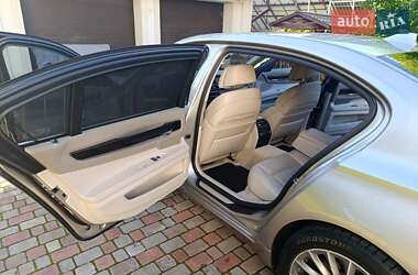 Седан BMW 7 Series 2010 в 