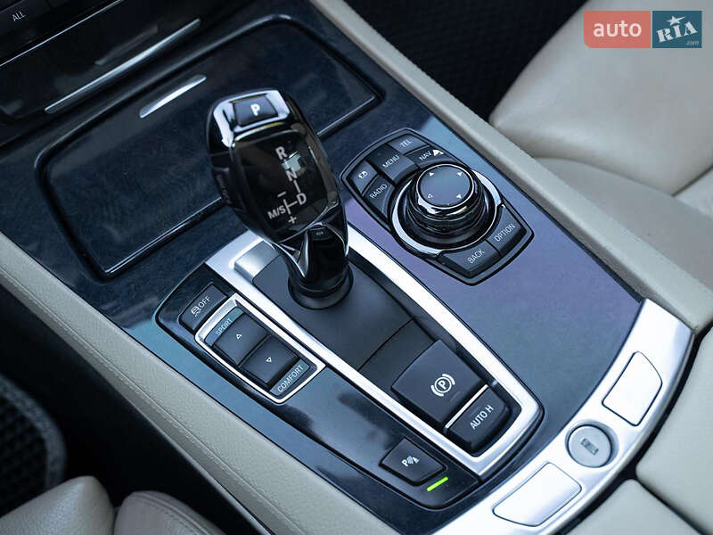 Седан BMW 7 Series 2009 в Одесі