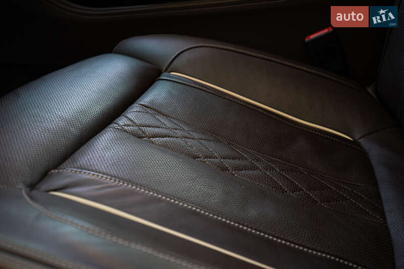 Седан BMW 7 Series 2022 в Києві