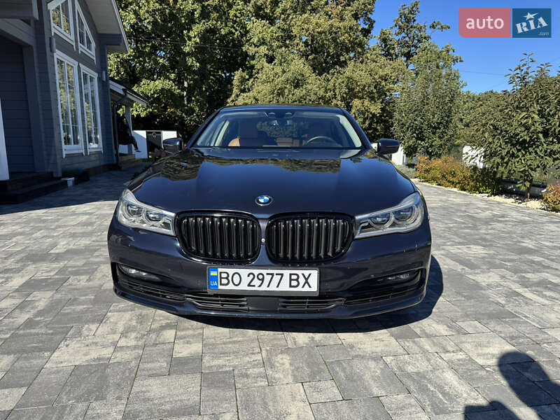Седан BMW 7 Series 2016 в Тернополе фото 8 Седан BMW 7 Series 2016 в Тернополе