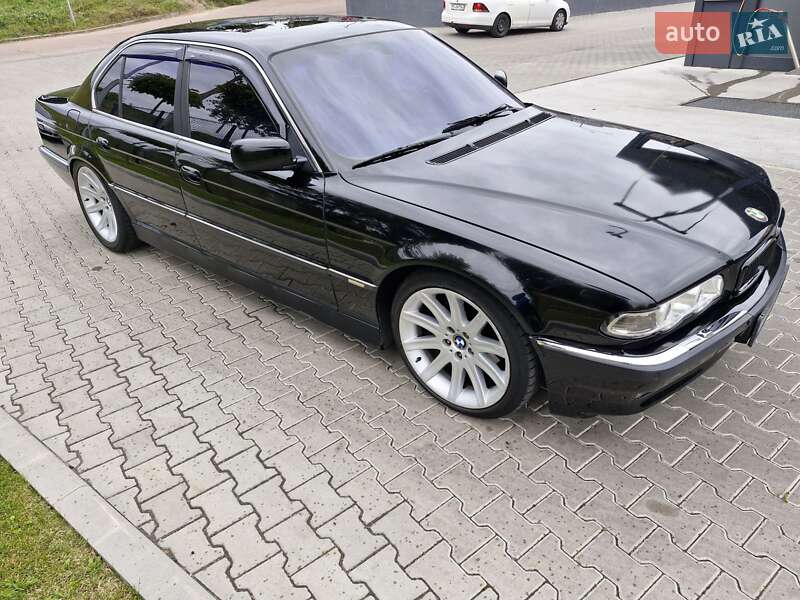 Седан BMW 7 Series 2001 в Житомире