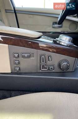 Седан BMW 7 Series 2007 в 