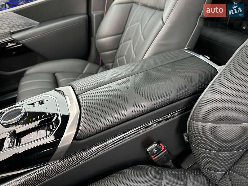 Седан BMW 7 Series 2023 в Києві фото 49 Седан BMW 7 Series 2023 в Києві