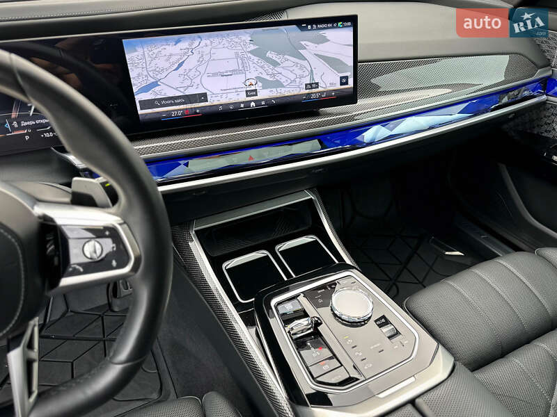 Седан BMW 7 Series 2023 в Києві фото 87 Седан BMW 7 Series 2023 в Києві
