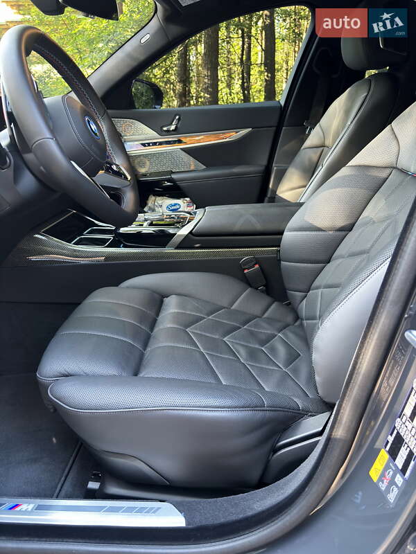 Седан BMW 7 Series 2024 в Житомирі фото 13 Седан BMW 7 Series 2024 в Житомирі