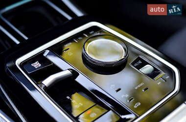 Седан BMW 7 Series 2024 в  фото 18 Седан BMW 7 Series 2024 в