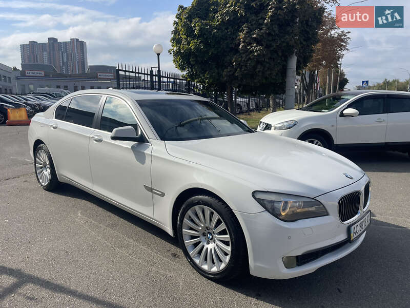 BMW 7 Series 2010