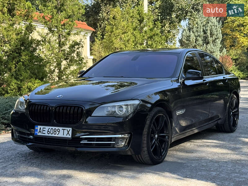 Седан BMW 7 Series 2009 в Днепре