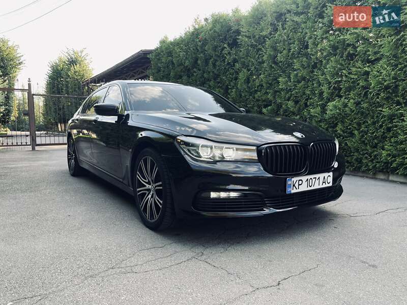 Седан BMW 7 Series 2017 в Запоріжжі