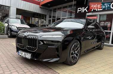Седан BMW 7 Series 2024 в 