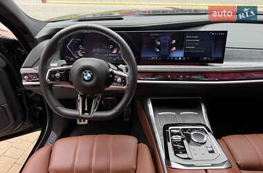 Седан BMW 7 Series 2024 в 