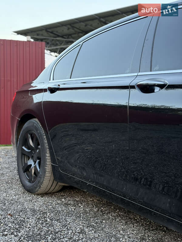 Седан BMW 7 Series 2009 в Дрогобыче