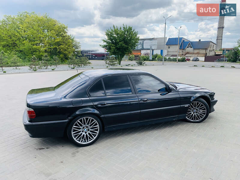 Седан BMW 7 Series 1996 в Днепре