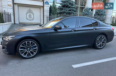 Седан BMW 7 Series 2016 в Львове