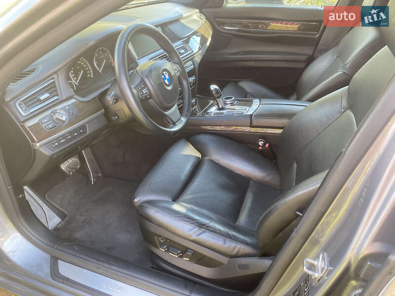 Седан BMW 7 Series 2009 в Черновцах фото 6 Седан BMW 7 Series 2009 в Черновцах