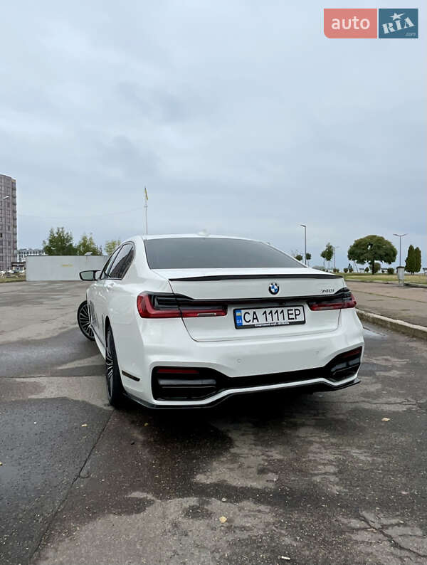 Седан BMW 7 Series 2016 в Черкасах