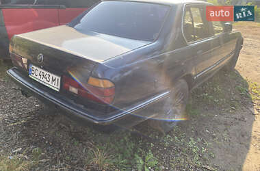 Седан BMW 7 Series 1987 в 
