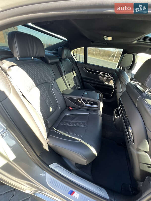 Седан BMW 7 Series 2021 в Чернівцях фото 29 Седан BMW 7 Series 2021 в Чернівцях