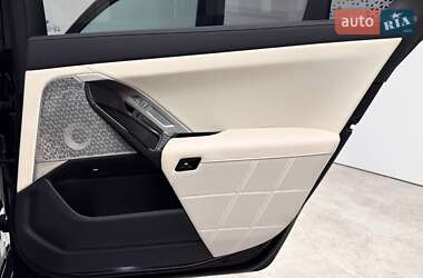 Седан BMW 7 Series 2025 в 