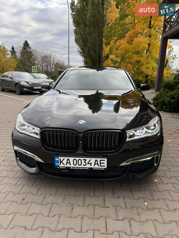 Седан BMW 7 Series 2015 в Киеве