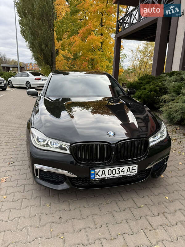 Седан BMW 7 Series 2015 в Киеве
