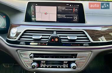 Седан BMW 7 Series 2022 в 