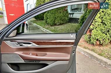 Седан BMW 7 Series 2022 в 
