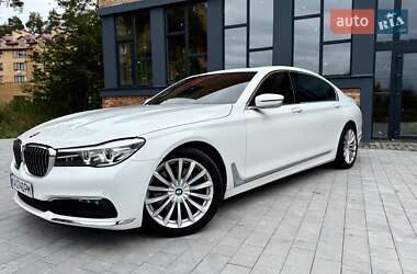 Седан BMW 7 Series 2016 в 