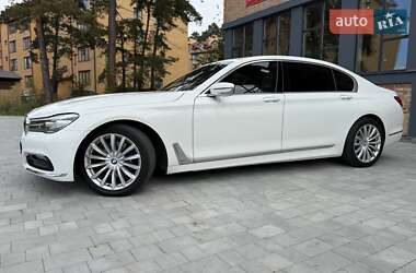 Седан BMW 7 Series 2016 в 
