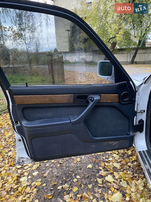 Седан BMW 7 Series 1991 в Коломиї
