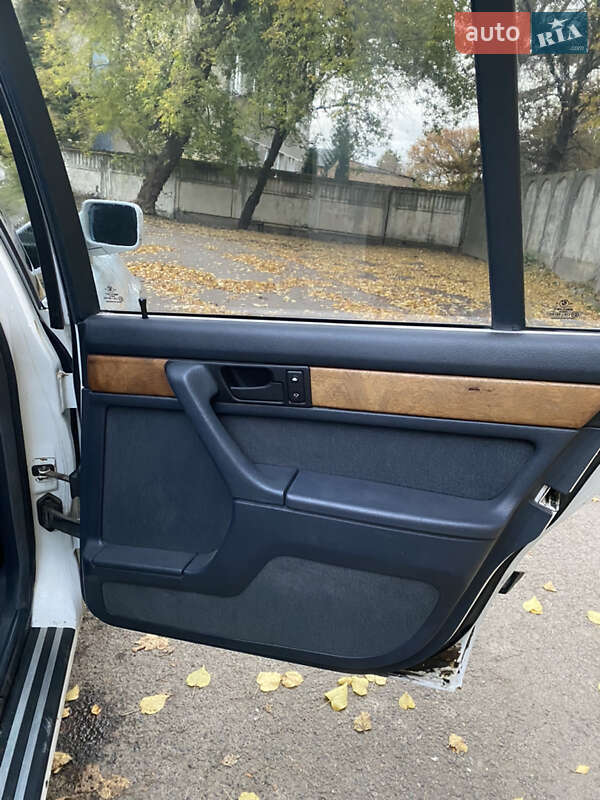 Седан BMW 7 Series 1991 в Коломиї