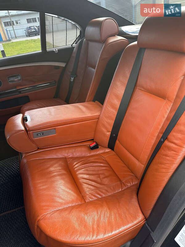 Седан BMW 7 Series 2005 в Долине фото 28 Седан BMW 7 Series 2005 в Долине