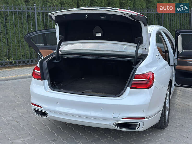 Седан BMW 7 Series 2017 в Одесі