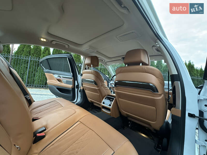 Седан BMW 7 Series 2017 в Одесі